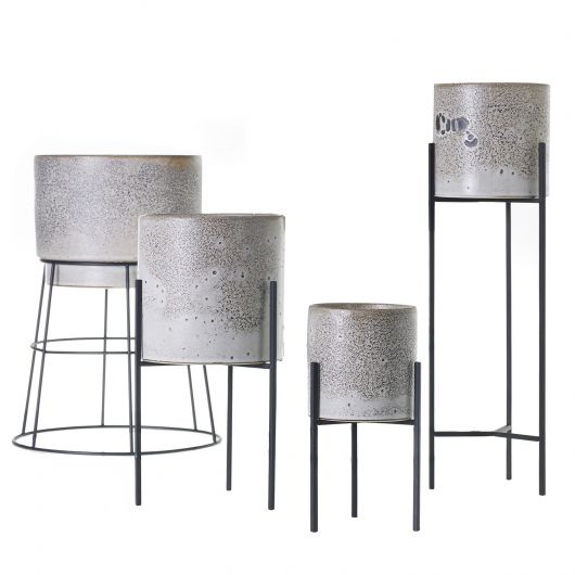 Veranda Planter with Stand